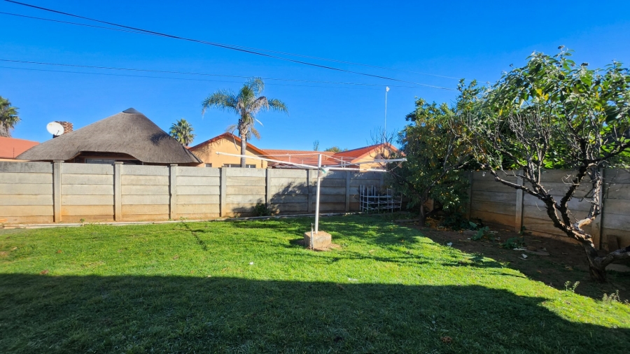 4 Bedroom Property for Sale in Meiringspark North West